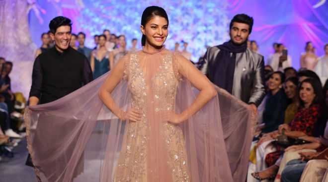 Manish Malhotra Lakme Fashion Week Summer Resort 2016