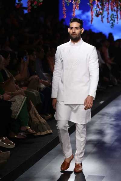 Anita Dongre at Lakmé Fashion Week summer/resort 2016