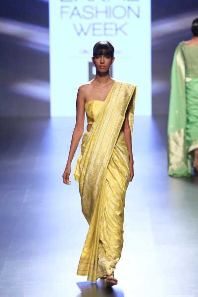 #LFWSR16 Swati and Sunaina Runway