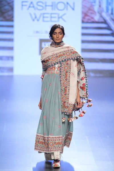 Vrisa by Rahul N Shikha at Lakmé Fashion Week summer/resort 2016