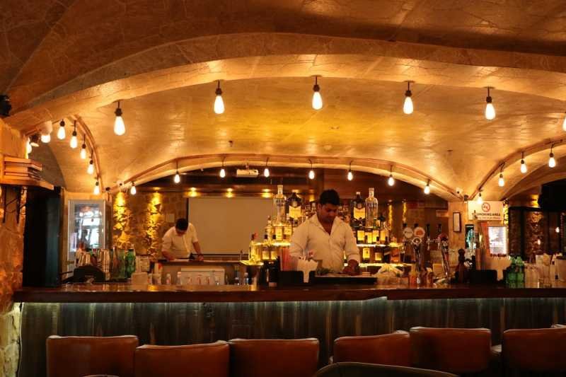 Cafe Public Connection