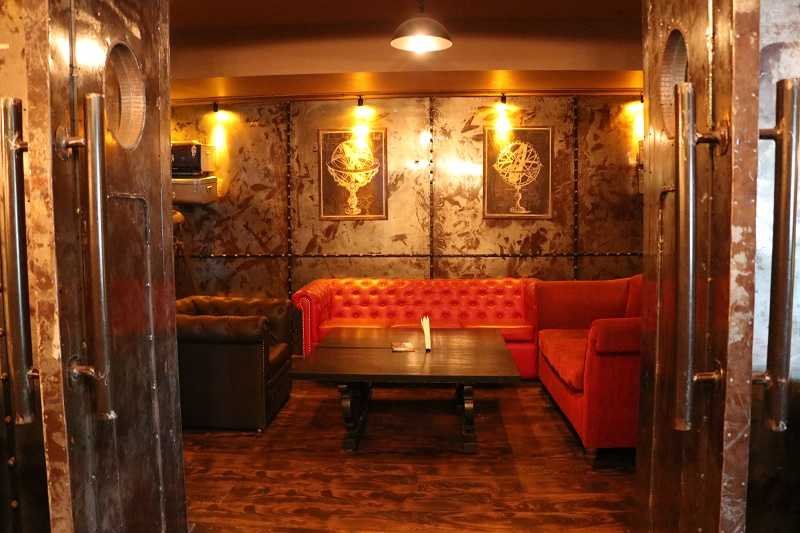 Cafe Public Connection