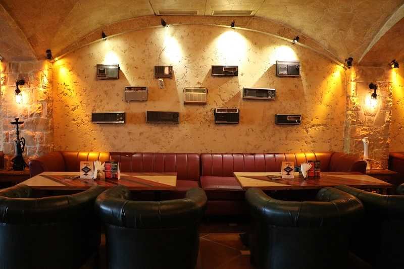 Cafe Public Connection