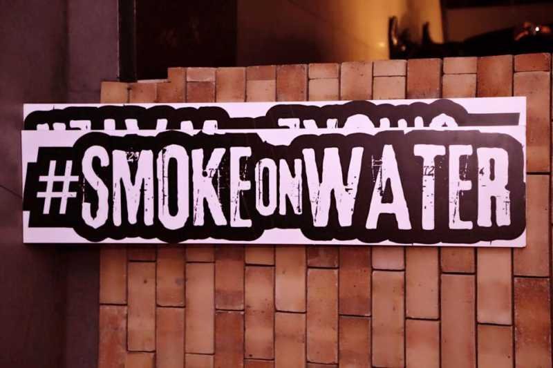Smoke On Water