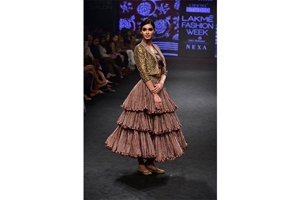 Diana Penty as showstopper for Punit Balana