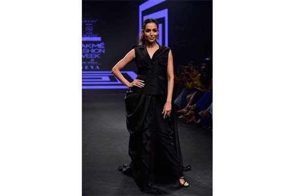 Malaika Arora Khan as showstopper for De Belle